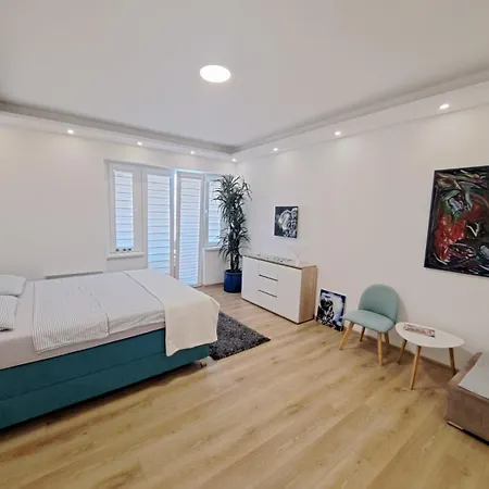 Andrea Apartment